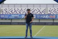 Corporate Secretary BRI Agustya Hendy Bernadi, saat resmi menutup Liga Kompas U-14 Powered by BRI musim 2024/2025 di Indomilk Stadion, Tangerang, Banten, pada Minggu (4/5/2025). (Dok. BRI)