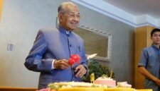 Mahatir Mohamad, mantan Perdana Menteri Malaysi. (Instagram.com @chedetofficial)