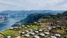 Pictured: A mountain-clinging homestay and camping base in Huawu Village, Qianxi, Bijie, Guizhou, China.