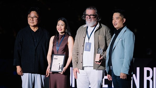 Dewan’s representatives received the awards at AADA 2026