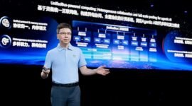 Yang Chaobin delivering a keynote at HUAWEI CONNECT 2026